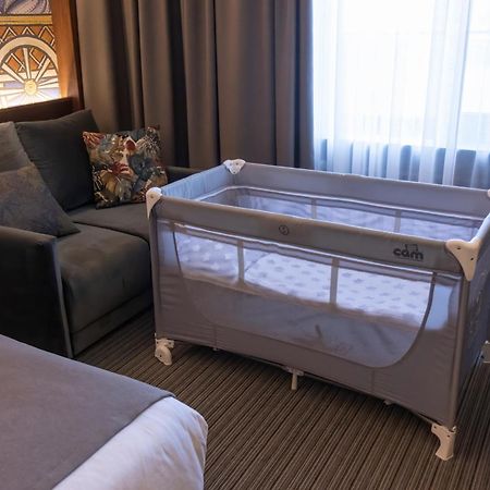 Orienta Hotel Gyumri Extérieur photo