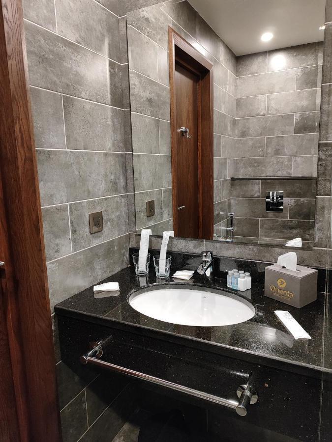 Orienta Hotel Gyumri Extérieur photo