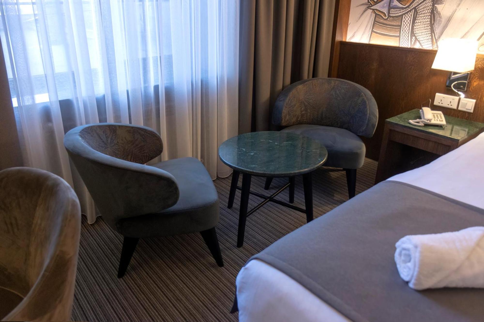 Orienta Hotel Gyumri Extérieur photo