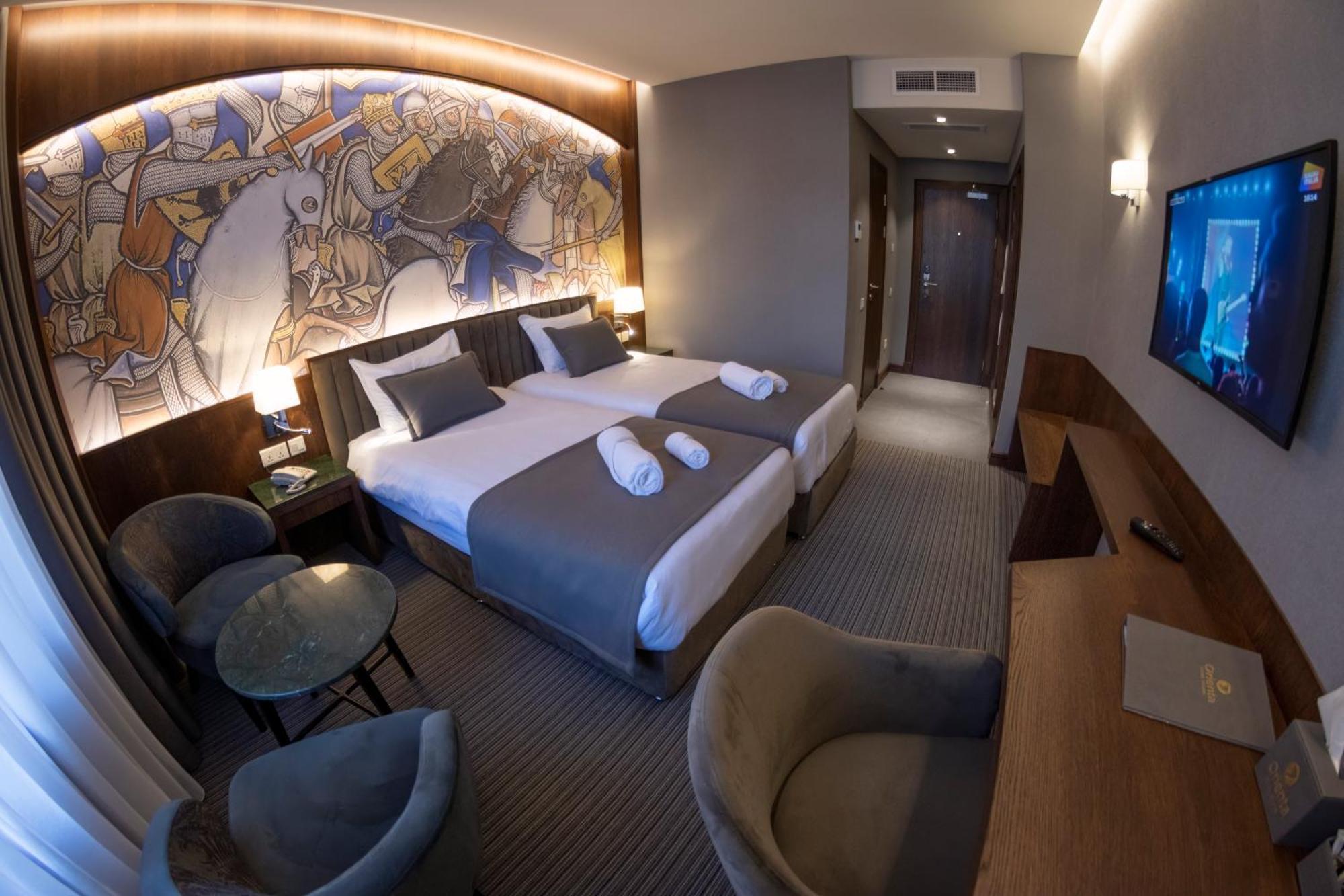 Orienta Hotel Gyumri Extérieur photo